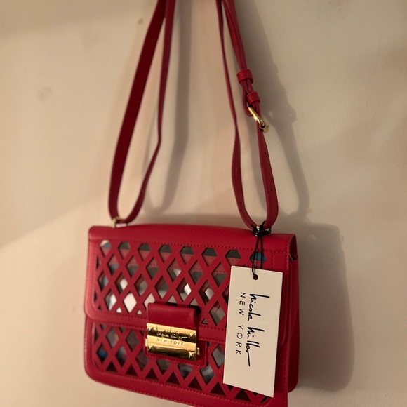 Nicole Miller Adjustable Strap Floral Insert Purse BNWT - Picture 3 of 13